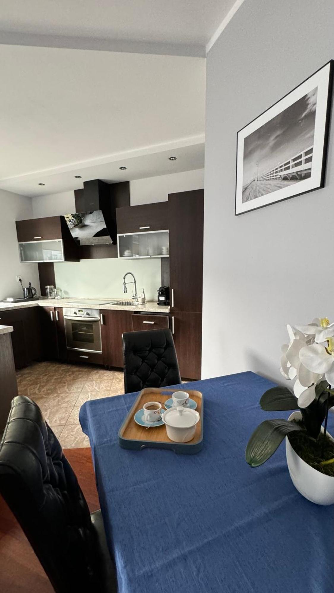 Apartament Rodzinny Kolobrzeg Bagian luar foto